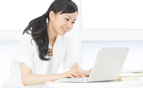 州公認のマッサージスクールに入学